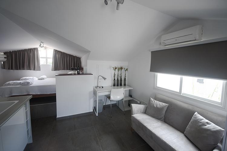 Boutique Apartment "Facing The Sea" Haifa Bagian luar foto